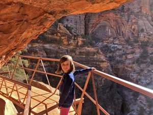 Zion Canyon Overlook Trail with kids